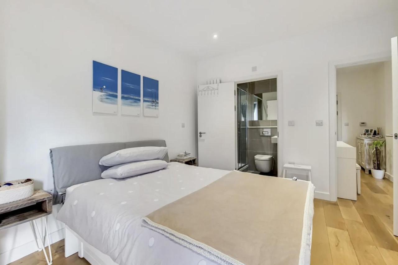Luxury 2 Bed 2 Bath With Balcony New Build Apartment *South Central London* Eksteriør bilde